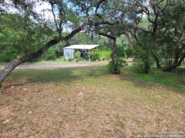 Listing photo id 27 for 11760 Sunset Woods