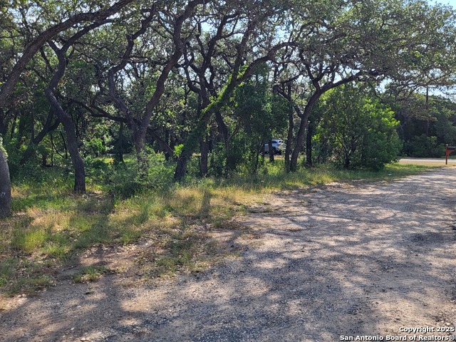 Listing photo id 28 for 11760 Sunset Woods