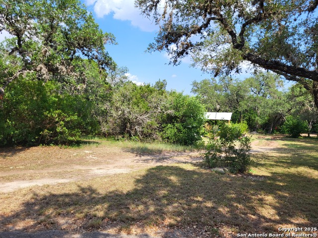 Listing photo id 4 for 11760 Sunset Woods
