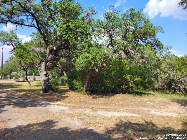 Listing photo id 5 for 11760 Sunset Woods