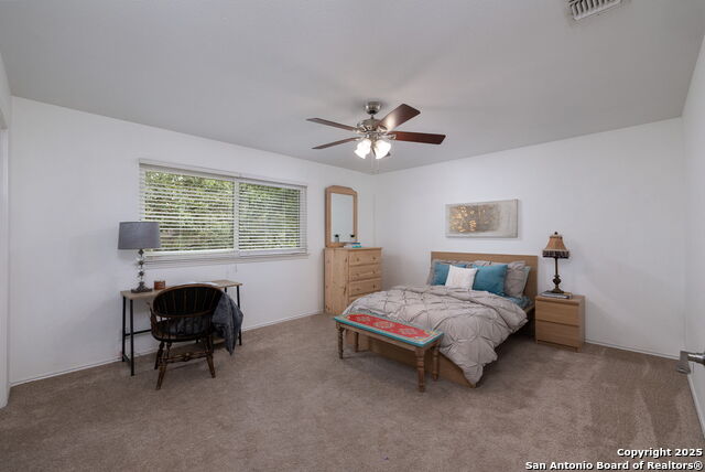 Listing photo id 17 for 611 San Diego
