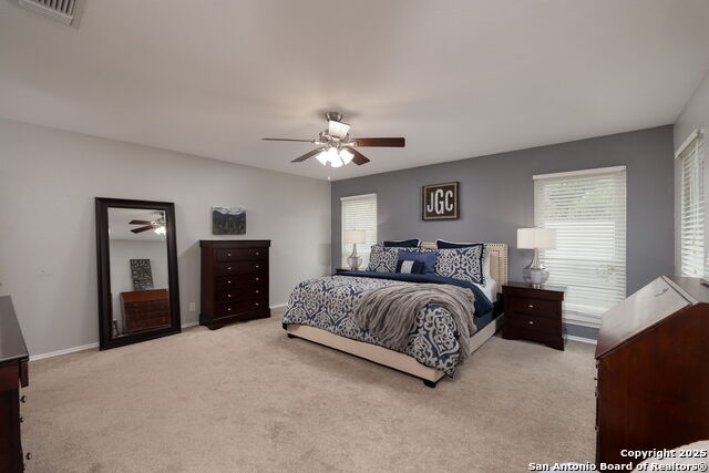 Listing photo id 22 for 611 San Diego
