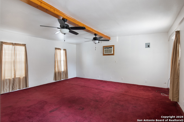 Listing photo id 24 for 2150 Summit Avenue W
