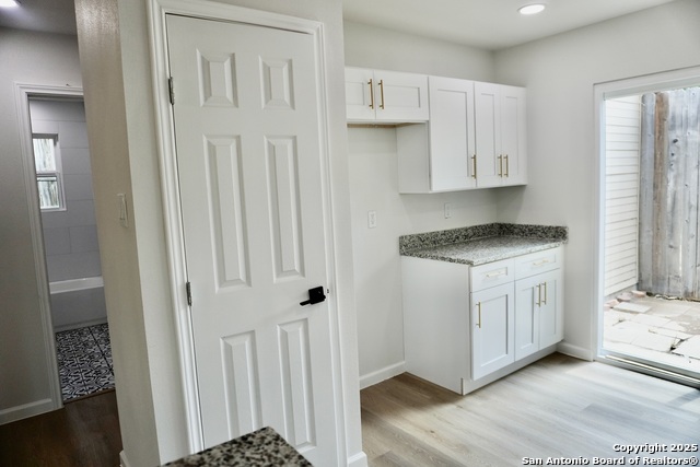 Image 12 of 19 For 9511 Deerbrook