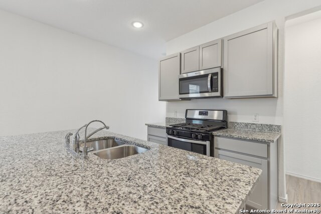 Image 13 of 40 For 4422 Chandler  Apt 2