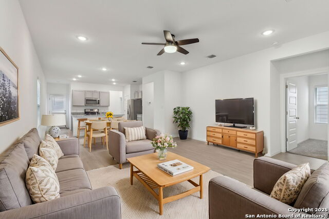 Image 8 of 40 For 4422 Chandler  Apt 2
