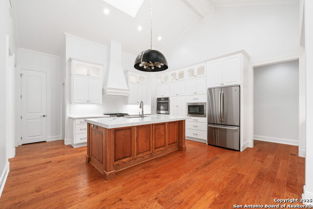 Listing photo id 8 for 107 Haverhill