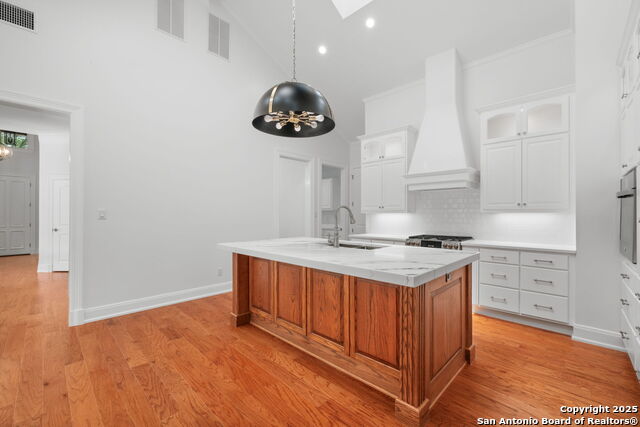 Listing photo id 10 for 107 Haverhill