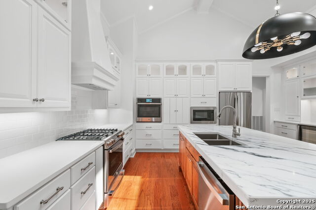 Listing photo id 12 for 107 Haverhill