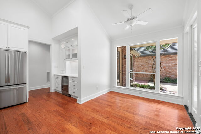 Listing photo id 13 for 107 Haverhill