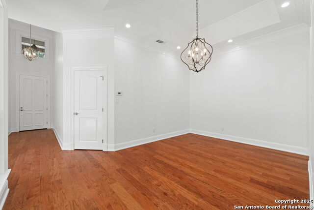 Listing photo id 4 for 107 Haverhill