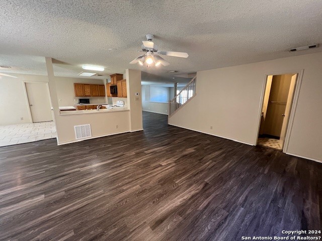 Image 12 of 22 For 7622 Briston Park