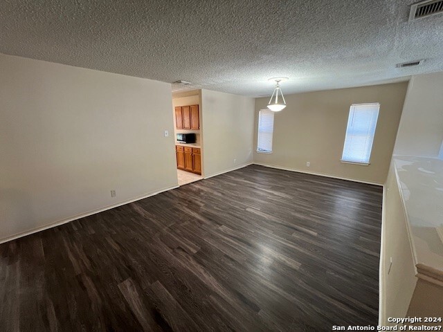 Image 6 of 22 For 7622 Briston Park