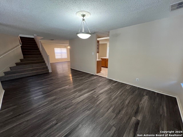 Image 7 of 22 For 7622 Briston Park