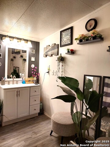 Listing photo id 2 for 331 Forest Creek