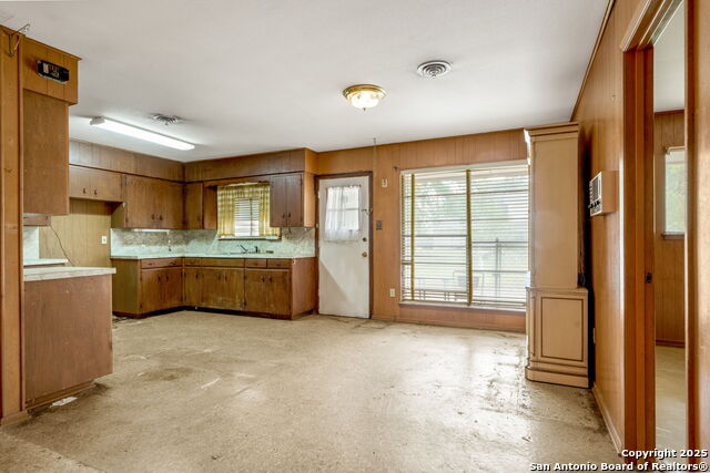 Image 12 of 28 For 4730 Lavender Lane