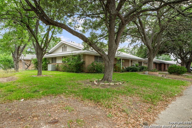 Image 3 of 28 For 4730 Lavender Lane