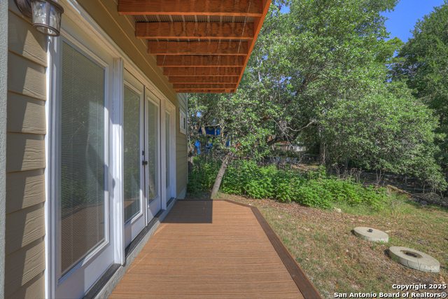 Image 40 of 43 For 3055 Lakeview