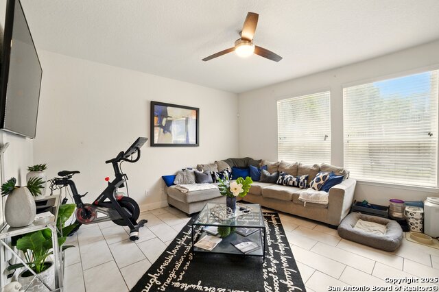 Image 10 of 14 For 5819 Couble Fls