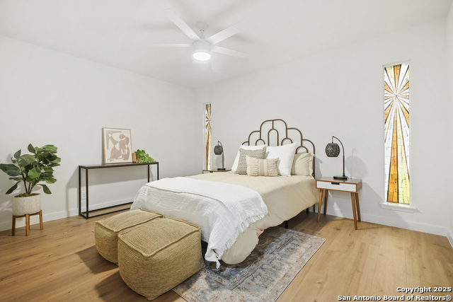 Listing photo id 15 for 714 Moorside