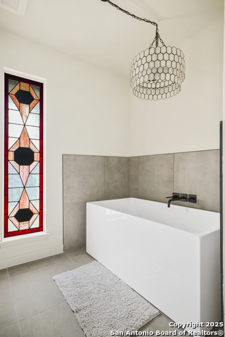 Listing photo id 26 for 714 Moorside