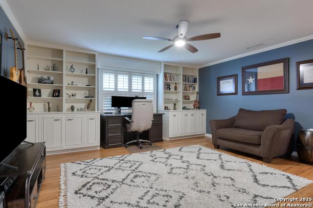 Image 31 of 51 For 10119 Manton Ln