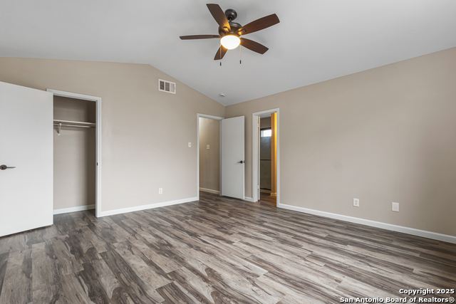 Image 15 of 22 For 12243 Gwendolen Dr