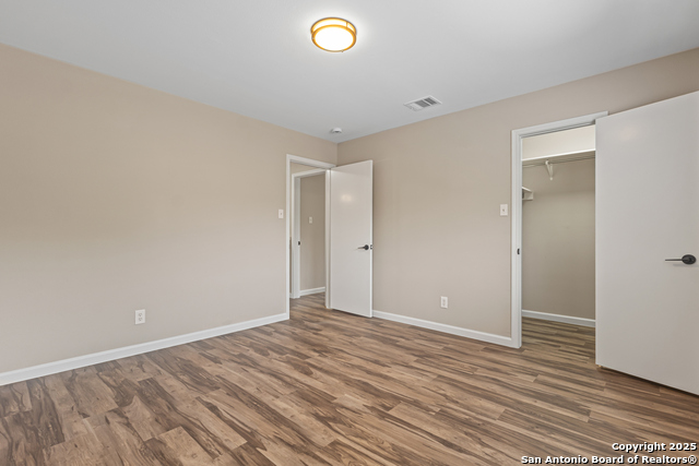 Image 9 of 22 For 12243 Gwendolen Dr