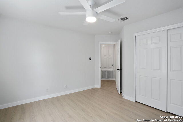 Listing photo id 18 for 9814 Shawnee