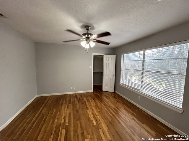 Image 6 of 7 For 211 Natalen Ave  211