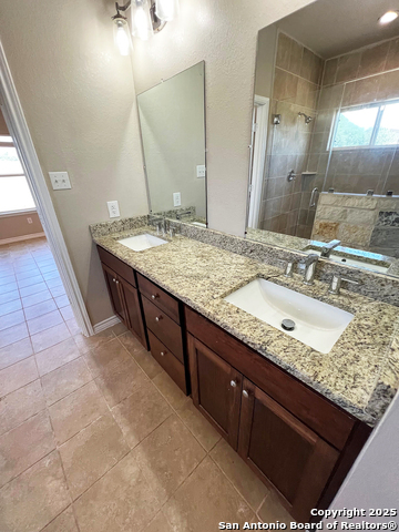 Image 14 of 37 For 200 Lakeview Cir