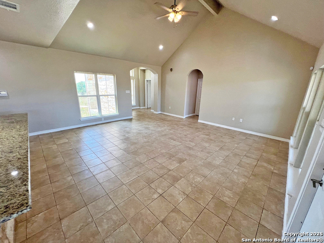 Image 9 of 37 For 200 Lakeview Cir