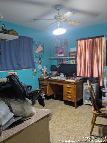 Listing photo id 6 for 5819 Cayuga