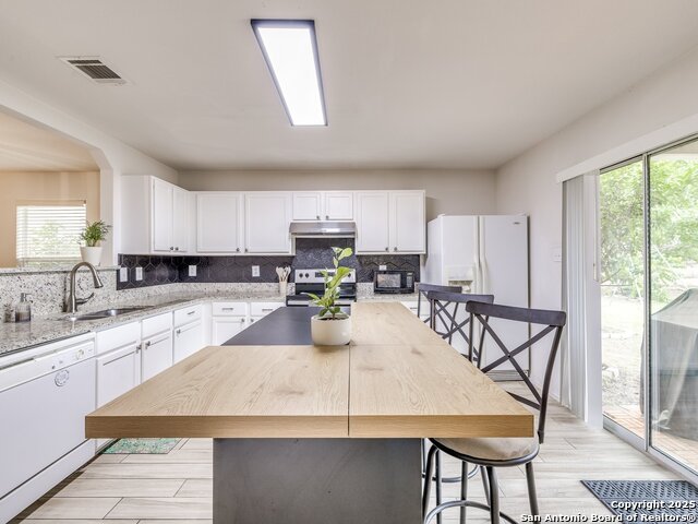 Image 16 of 44 For 6267 Cypress Cir