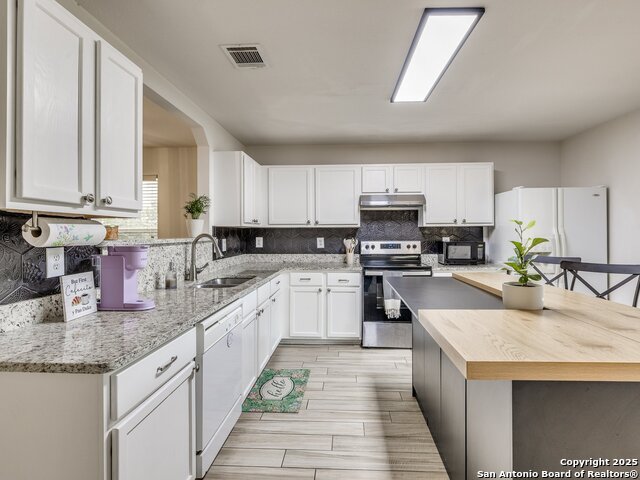 Image 23 of 44 For 6267 Cypress Cir