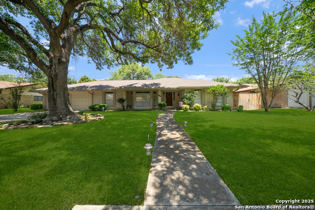 Details for 425 Crestwind, Windcrest, TX 78239
