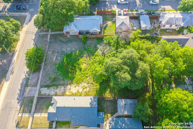 Listing photo id 8 for 255 Park Blvd N
