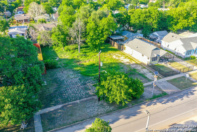 Listing photo id 2 for 255 Park Blvd N