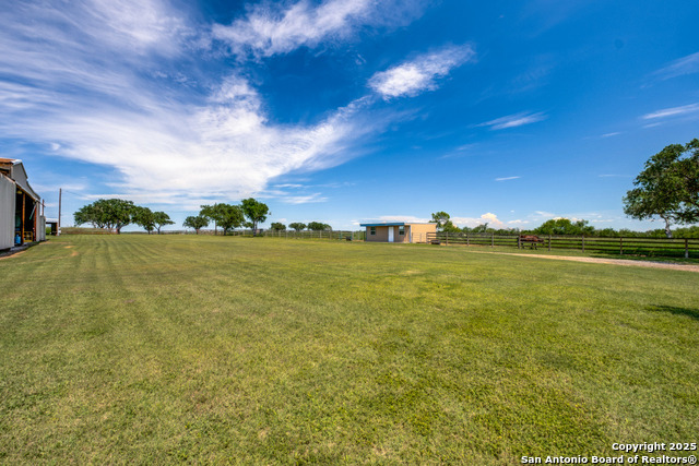 Listing photo id 18 for 174 County Road 351