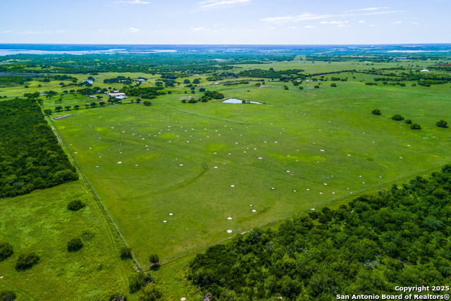Listing photo id 21 for 174 County Road 351