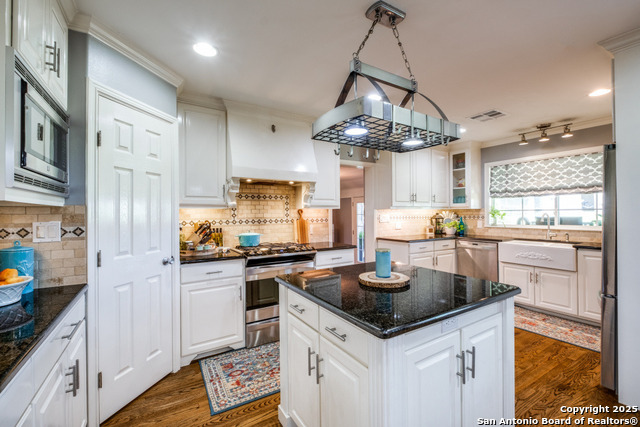 Listing photo id 4 for 174 County Road 351