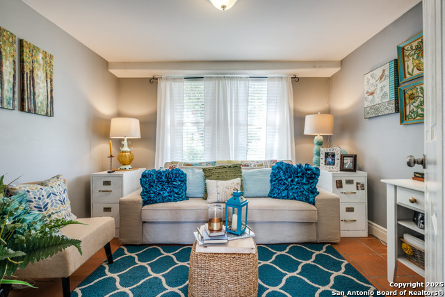 Listing photo id 7 for 174 County Road 351