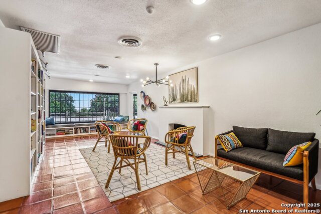 Listing photo id 8 for 7735 Mocking Bird Lane