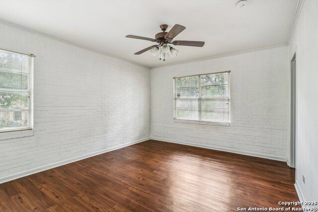 Listing photo id 12 for 7735 Mocking Bird Lane