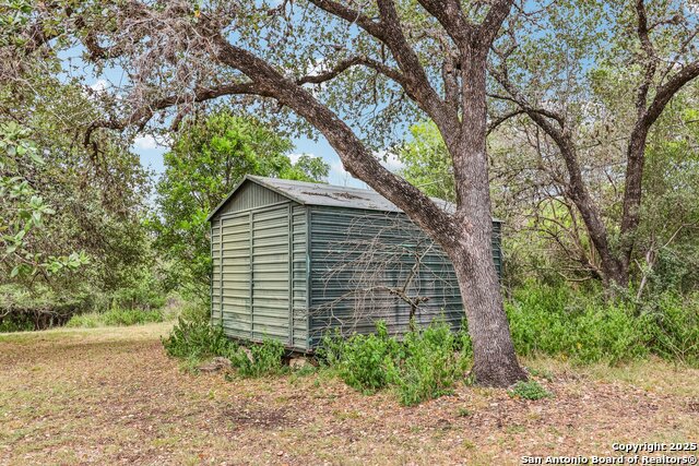 Listing photo id 18 for 7735 Mocking Bird Lane