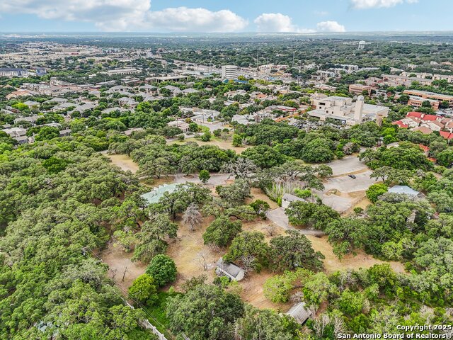 Listing photo id 21 for 7735 Mocking Bird Lane