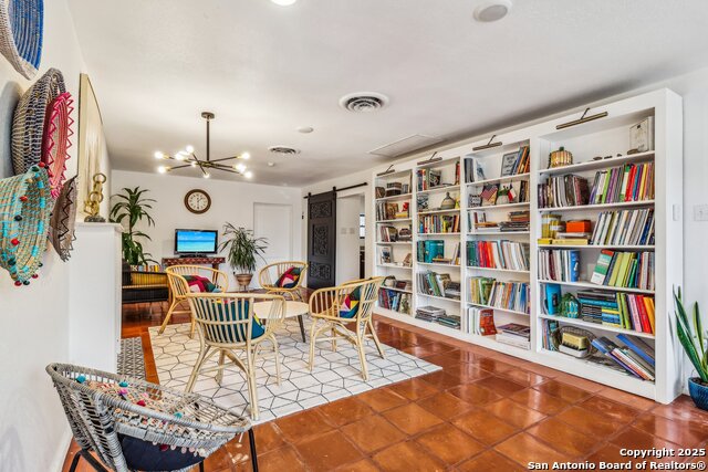 Listing photo id 7 for 7735 Mocking Bird Lane