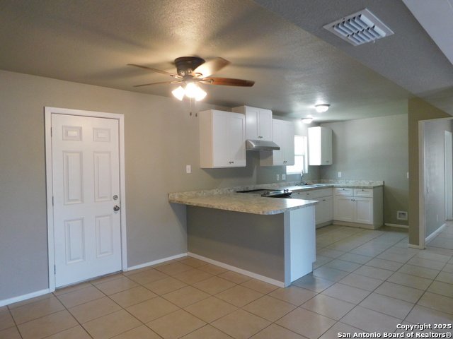 Image 4 of 19 For 3745 Highcliff
