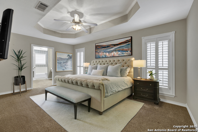 Listing photo id 24 for 2349 Essex Grace