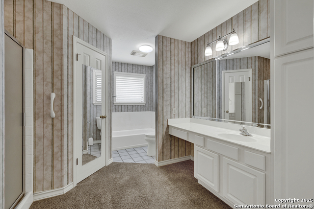 Listing photo id 27 for 2349 Essex Grace